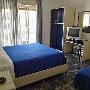 Affittacamere Al Centro Di Maison d'hôtes Milazzo